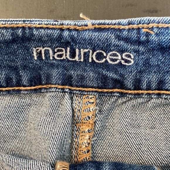 SIZE 3/4 MAURICES DISTRESSED DENIM MINI SKIRT - Picture 4 of 6